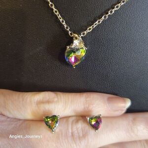 Aurora Borealis pendant 17½" 2" silver tone necklace & earrings